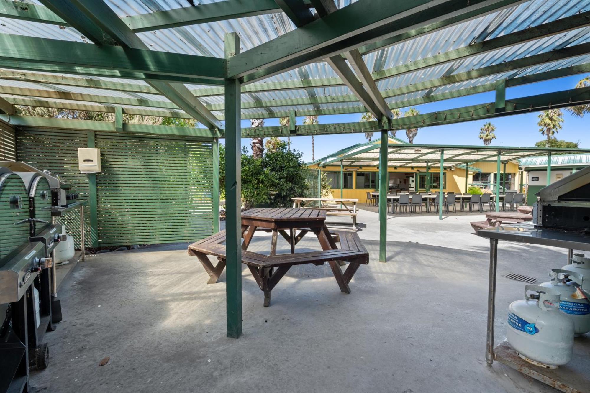 Tasman Holiday Parks - Miranda Exterior photo